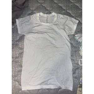 Lululemon shirt